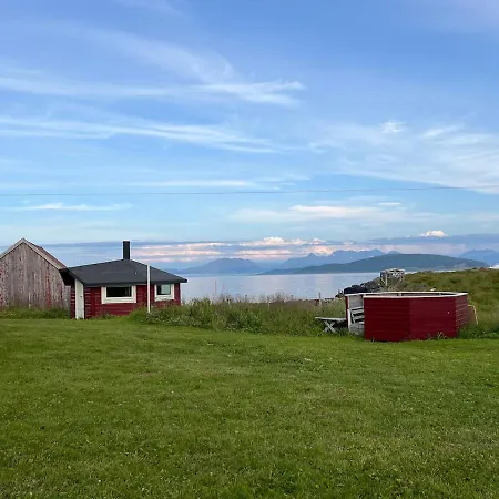 Stort Hus Ved Sjokanten *