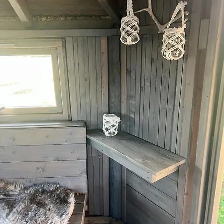Stort Hus Ved Sjokanten