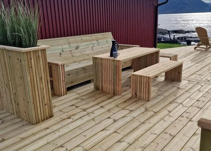 Villa Stort Hus Ved Sjokanten Karlsøy